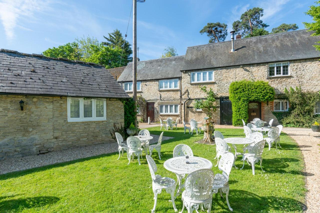 Jersey Arms Hotel Bicester Exterior photo