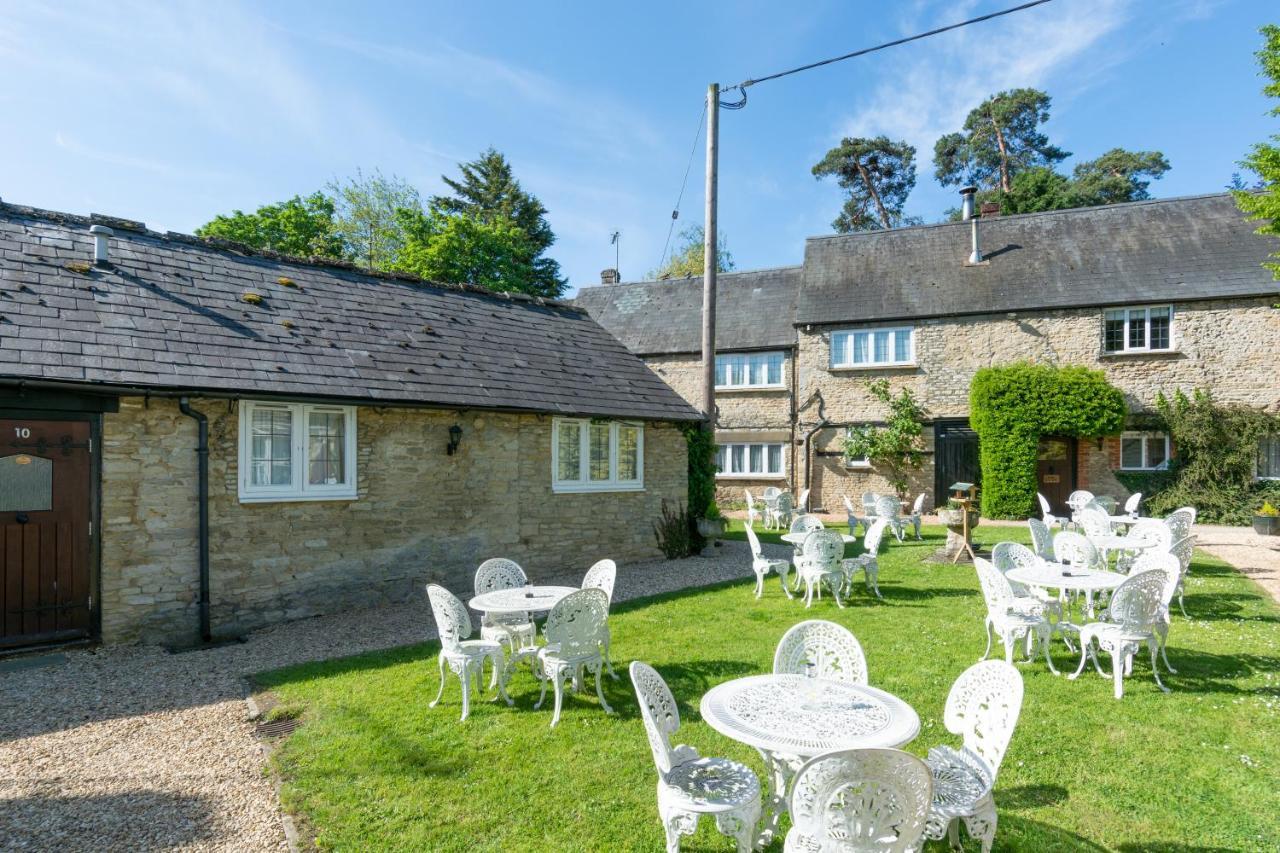 Jersey Arms Hotel Bicester Exterior photo
